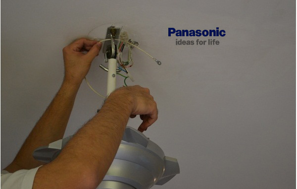 huong dan lap dat quat tran panasonic buoc 6